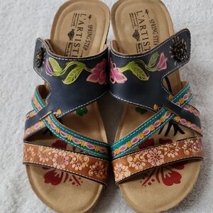 L'ATISTE Women's Spring Step Floral Wedge Sandals Size 7-7.5 Preowned